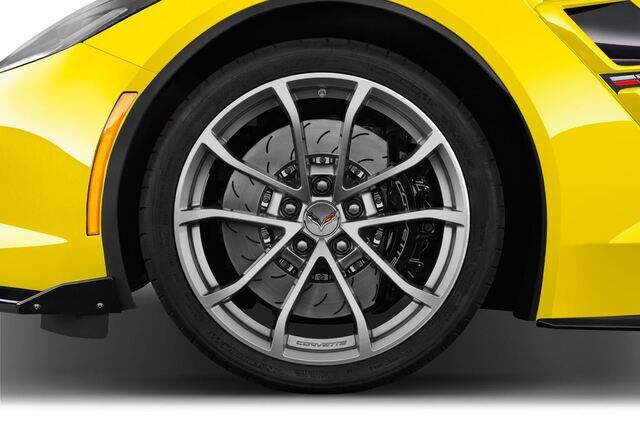 Chevrolet Corvette Grand Sport (Baujahr 2017) 2LT 2 Türen Reifen und Felge