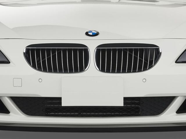 BMW 6 Series (Baujahr 2010) 650i  2 Türen Kühlergrill und Scheinwerfer