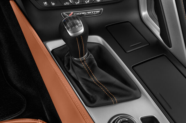 Chevrolet Corvette Stingray (Baujahr 2018) 3LT 2 Türen Schalthebel