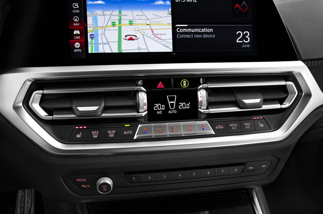 BMW M4 Coupe (Baujahr 2021) Competition 2 Türen Temperatur und Klimaanlage