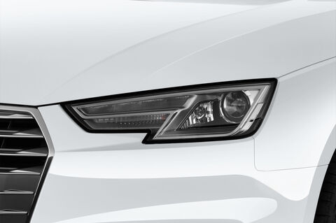 Audi A4 (Baujahr 2018) Sport 4 Türen Scheinwerfer