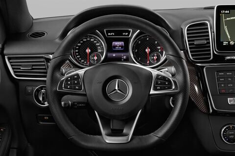 Mercedes GLE (Baujahr 2016) AMG Line 5 Türen Lenkrad