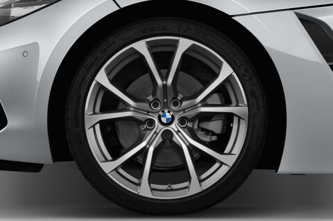 BMW Z4 (Baujahr 2019) Sport Line 2 Türen Reifen und Felge