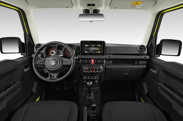 Suzuki Jimny (Baujahr 2019) - 5 Türen Cockpit und Innenraum