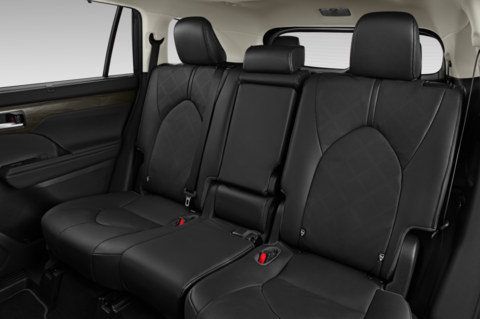 Toyota Highlander (Baujahr 2021) Luxury 5 Türen Rücksitze