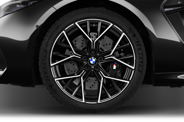 BMW M8 (Baujahr 2021) Competition 2 Türen Reifen und Felge