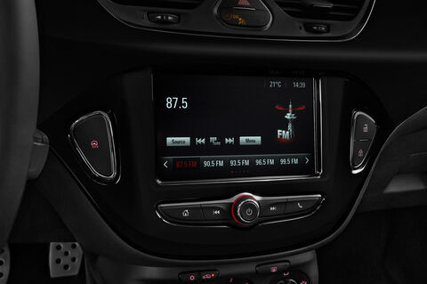 Opel Corsa (Baujahr 2018) Color Edition 5 Türen Radio und Infotainmentsystem