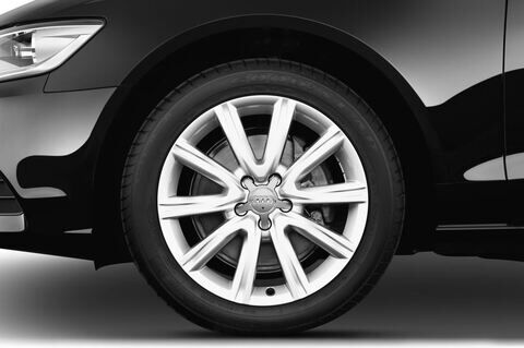Audi A6 (Baujahr 2012) - 5 Türen Reifen und Felge