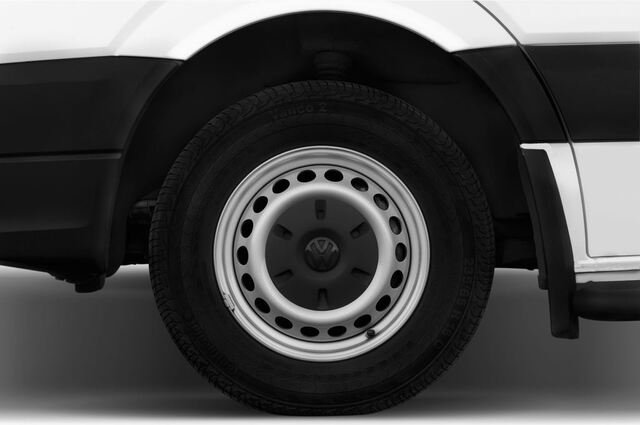 Volkswagen Crafter (Baujahr 2014) L3H2 4 Türen Reifen und Felge
