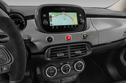 FIAT 500X Hybrid (Baujahr 2023) Sport 5 Türen Mittelkonsole