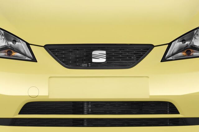 SEAT Mii (Baujahr 2015) Style 5 Türen Kühlergrill und Scheinwerfer