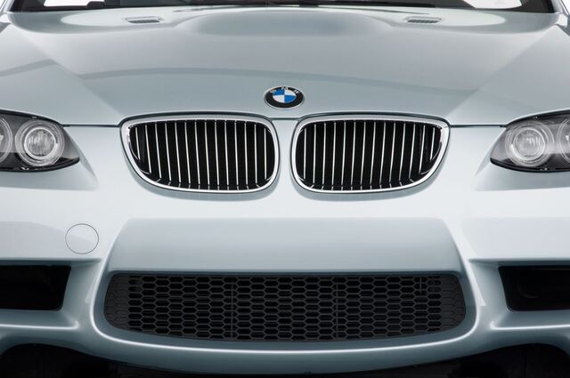 BMW M3 (Baujahr 2010) M3 2 Türen Kühlergrill und Scheinwerfer