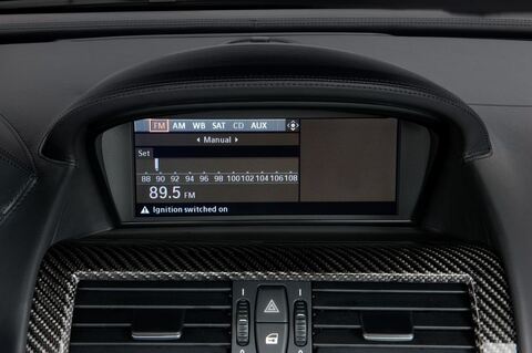 BMW M6 (Baujahr 2010) M6  2 Türen Radio und Infotainmentsystem