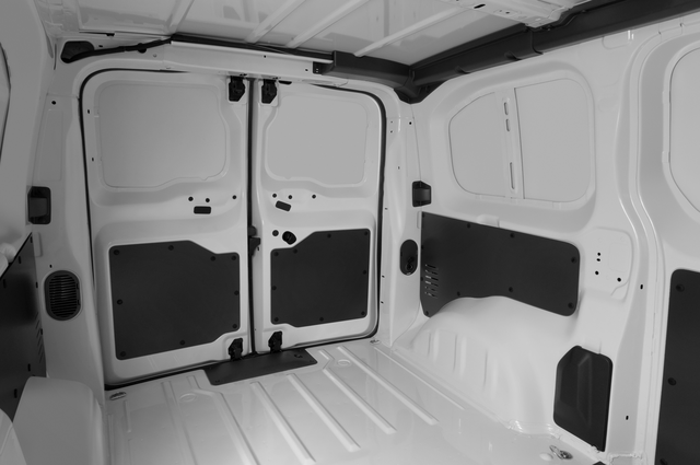 FIAT e-Scudo (Baujahr 2023) Base L2h1 4 Türen Rücksitze