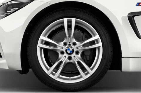 BMW 4 series (Baujahr 2019) M Sport 2 Türen Reifen und Felge