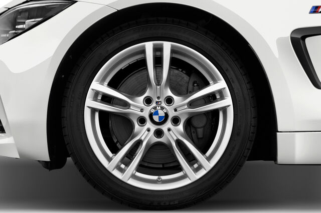 BMW 4 series (Baujahr 2019) M Sport 2 Türen Reifen und Felge
