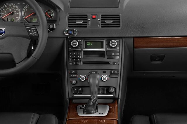 Volvo XC90 (Baujahr 2011) Executive 5 Türen Mittelkonsole