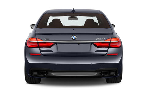 BMW 7 Series (Baujahr 2018) - 4 Türen Heckansicht