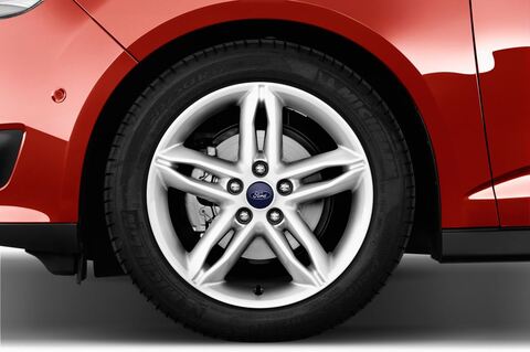 Ford C-Max (Baujahr 2015) Titanium 5 Türen Reifen und Felge