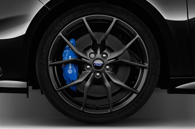 Ford Focus RS (Baujahr 2017) Blue & Black 5 Türen Reifen und Felge