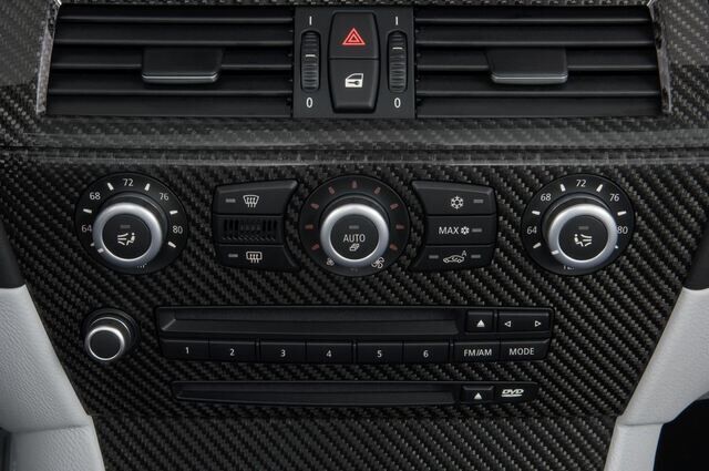 BMW M6 (Baujahr 2010) M6  2 Türen Temperatur und Klimaanlage