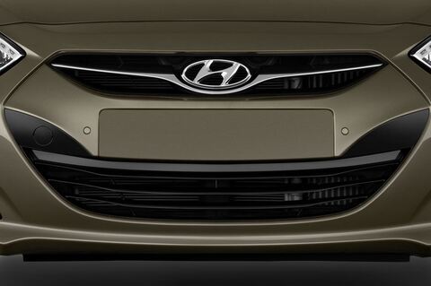 Hyundai I40 (Baujahr 2012) PREMIUM 4 Türen Kühlergrill und Scheinwerfer