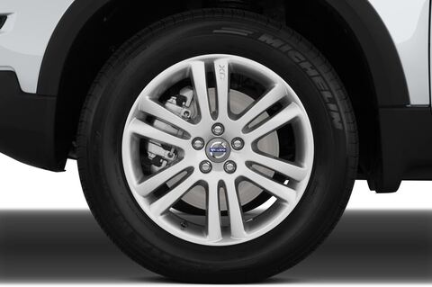 Volvo XC90 (Baujahr 2011) Executive 5 Türen Reifen und Felge