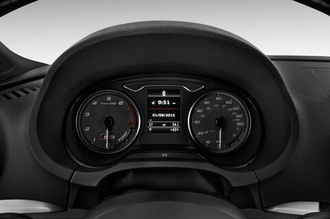 Audi S3 (Baujahr 2015) 2.0 Tfsi Quattro 4 Türen Tacho und Fahrerinstrumente