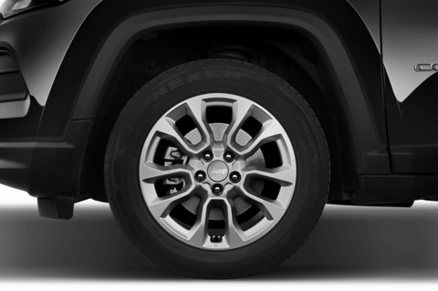 Jeep Compass (Baujahr 2022) Longitude 5 Türen Reifen und Felge