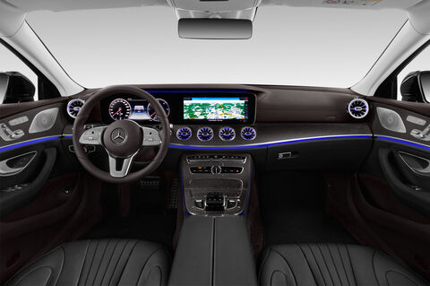 Mercedes CLS Coupe (Baujahr 2018) AMG line 4 Türen Cockpit und Innenraum