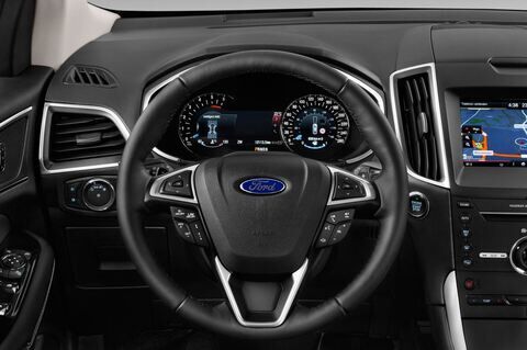 Ford Edge (Baujahr 2017) Sport 5 Türen Lenkrad