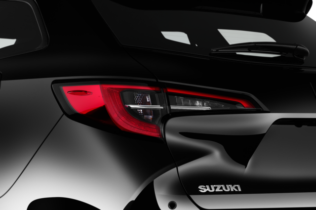 Suzuki Swace (Baujahr 2021) Comfort+ 5 Türen Rücklicht
