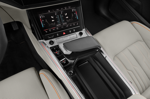 Audi Q8 e-tron (Baujahr 2023) Advanced 5 Türen Schalthebel