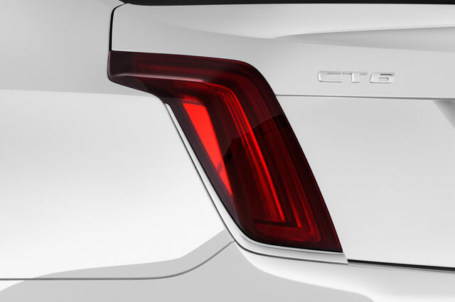 Cadillac CT6 (Baujahr 2019) Luxury 4 Türen Rücklicht
