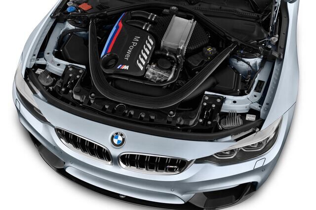 BMW M4 (Baujahr 2017) - 2 Türen Motor