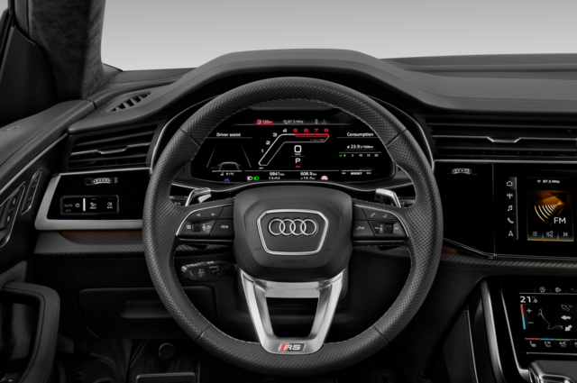Audi RS Q8 (Baujahr 2022) - 5 Türen Lenkrad