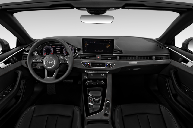 Audi A5 Cabriolet (Baujahr 2021) Avus 2 Türen Cockpit und Innenraum
