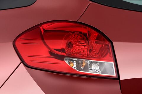 Renault Clio (Baujahr 2010) - 5 Türen Rücklicht
