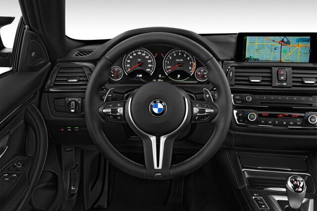 BMW M4 (Baujahr 2015) M4 2 Türen Lenkrad