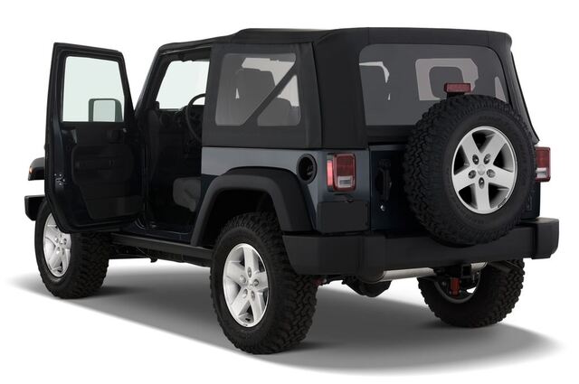 Jeep Wrangler (Baujahr 2010) Rubicon 3 Türen Tür geöffnet