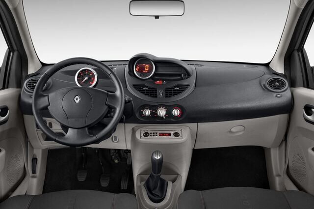 Renault Twingo (Baujahr 2009) GT 3 Türen Cockpit und Innenraum