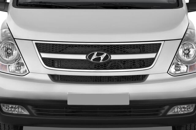 Hyundai H-1 (Baujahr 2010) - 5 Türen Kühlergrill und Scheinwerfer