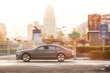 Bentley Flying Spur - Exklusiver Sportsgeist ( Kurzfassung)