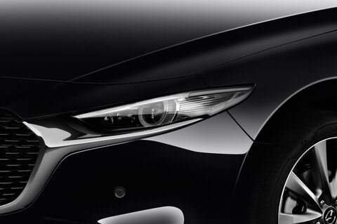 Mazda Mazda3 (Baujahr 2020) Skyactive 4 Türen Scheinwerfer