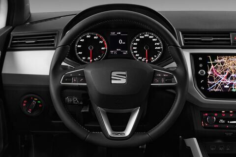 SEAT Arona (Baujahr 2018) Xcellence 5 Türen Lenkrad