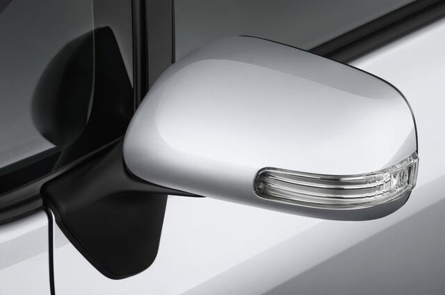 Toyota Auris (Baujahr 2011) Executive 5 Türen Außenspiegel