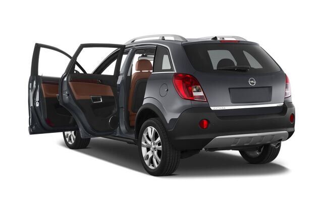 Opel Antara (Baujahr 2011) Design Edition 5 Türen Tür geöffnet