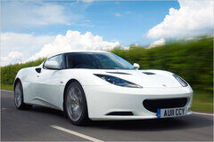 Lotus Evora IPS im Test: Body Beats mit Automatik