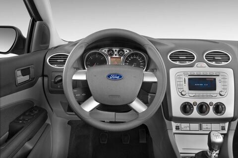 Ford Focus (Baujahr 2009) Trend 2 Türen Lenkrad