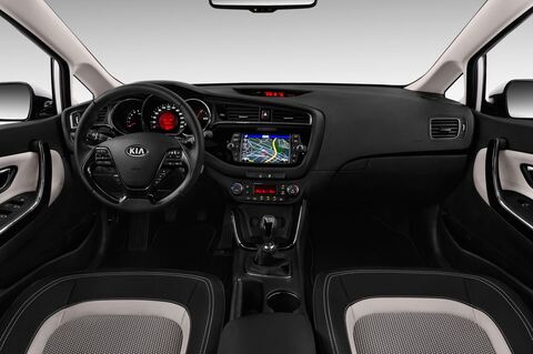 Kia cee'd SW (Baujahr 2016) Vision 5 Türen Cockpit und Innenraum